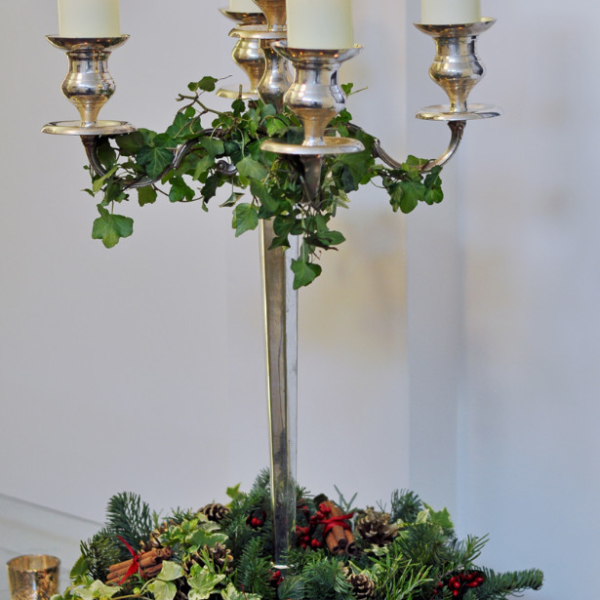 candelabra with ring at the base